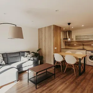 https://la-casa-del-roser.catalonia-hotels.com