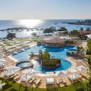 Capo Bay מלון